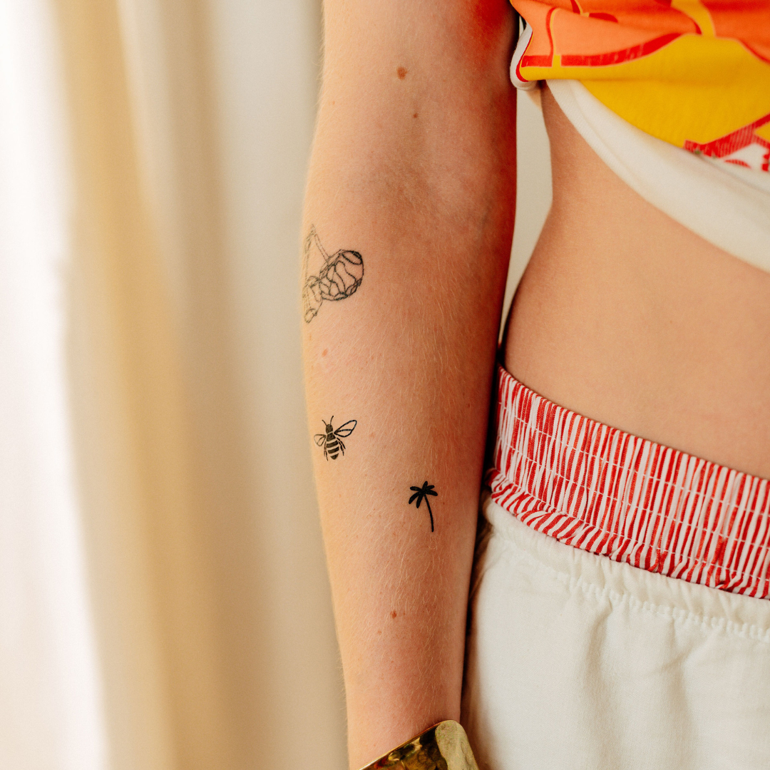 Minimalistiske midlertidige tatoveringer: 7 stilfulde designs til et subtilt look